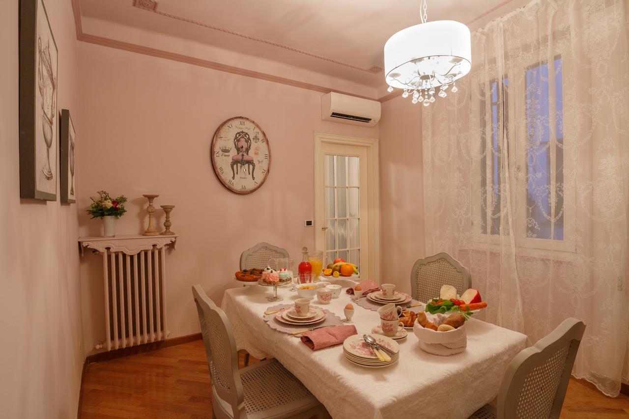 Domus Verona - Incantevole Residenza Difronte A Casa Giulietta Extérieur photo
