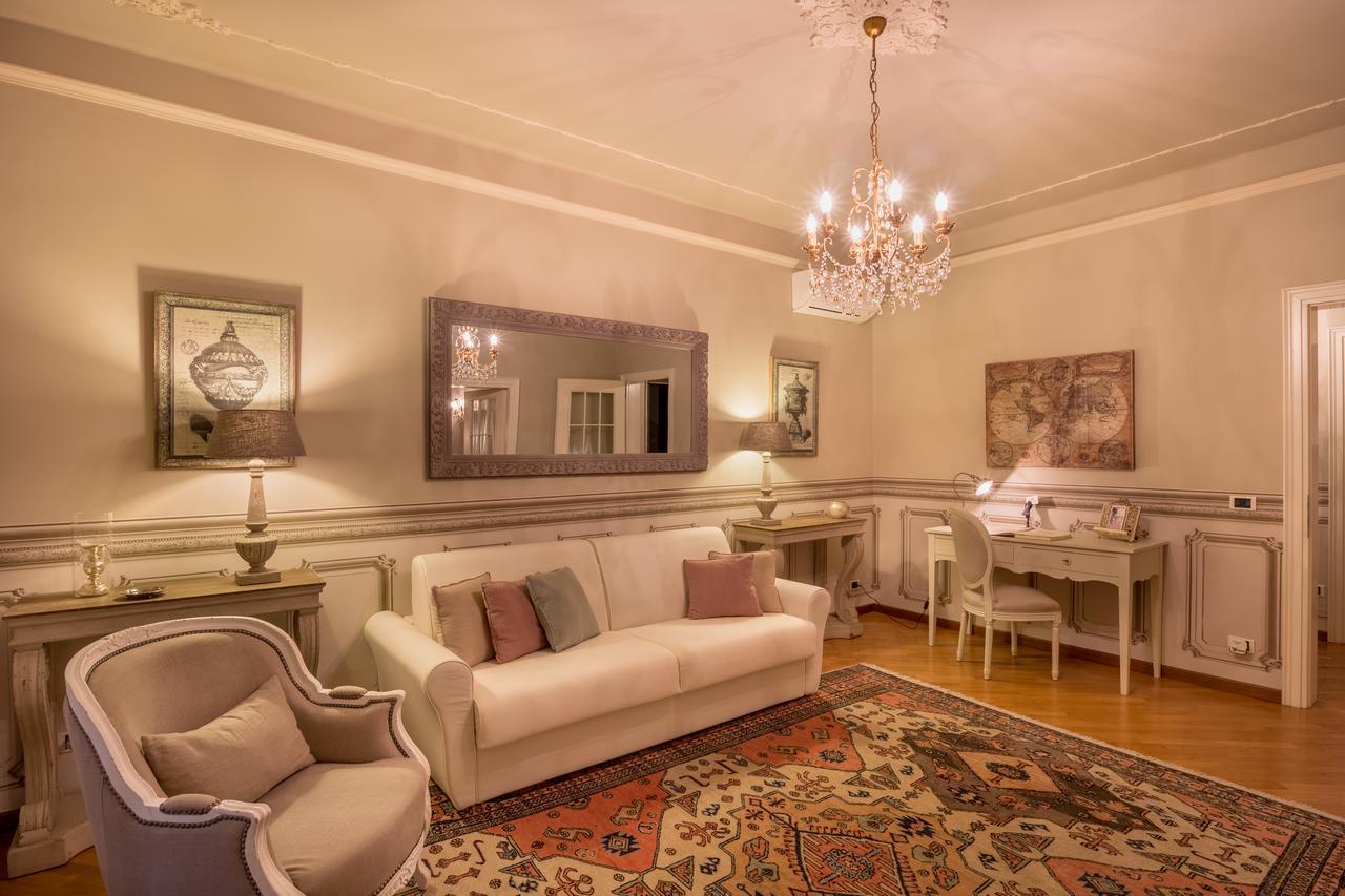 Domus Verona - Incantevole Residenza Difronte A Casa Giulietta Extérieur photo