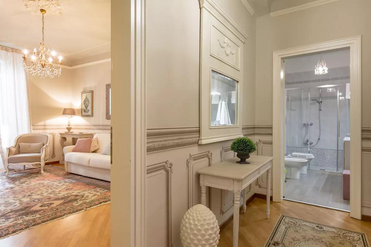 Domus Verona - Incantevole Residenza Difronte A Casa Giulietta Extérieur photo
